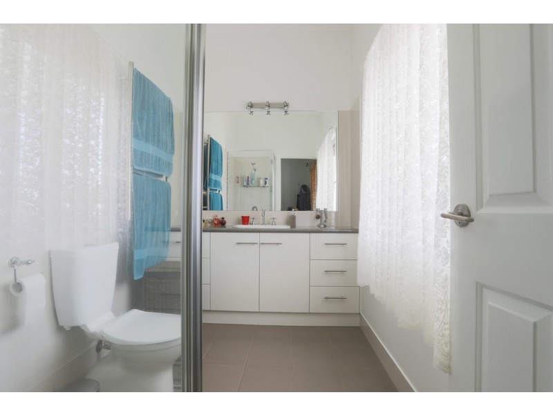 37 Perry Street, West Mackay QLD 4740