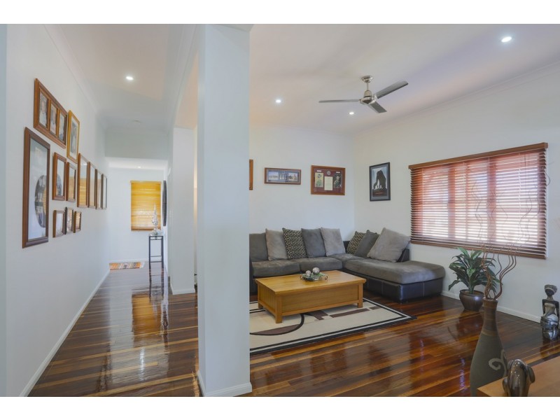 37 Perry Street, West Mackay QLD 4740