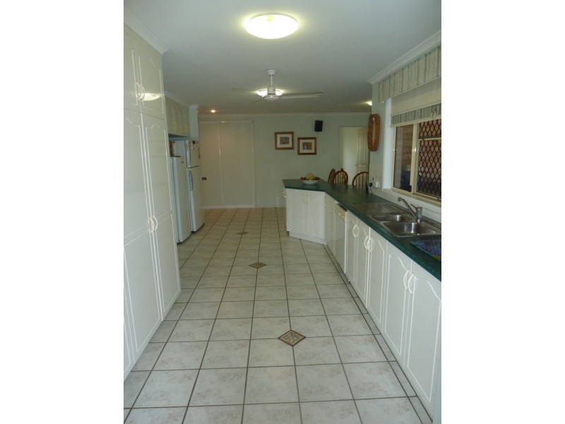 18 Spinnaker Way, Bucasia QLD 4750