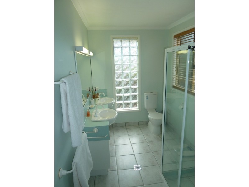 18 Spinnaker Way, Bucasia QLD 4750