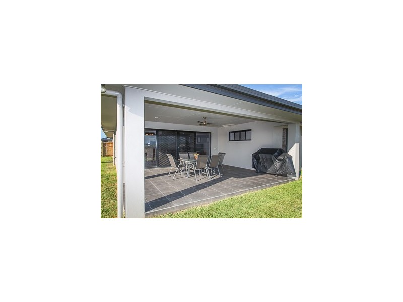 18 Hoffman Drive, Marian QLD 4753