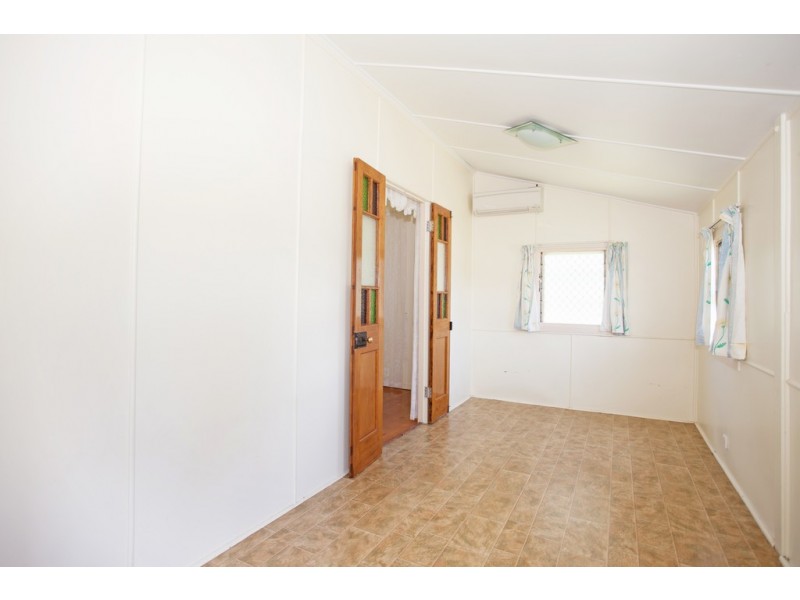 50 Meadow Street, North Mackay QLD 4740