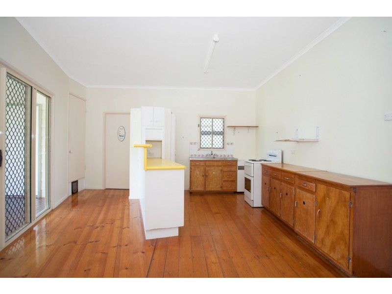 50 Meadow Street, North Mackay QLD 4740