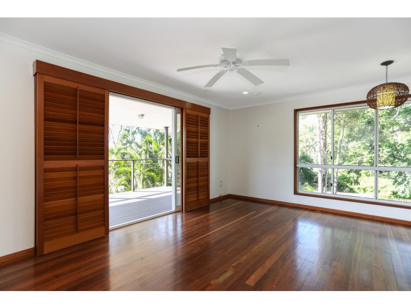 20 Grace Cresc, Slade Point QLD 4740