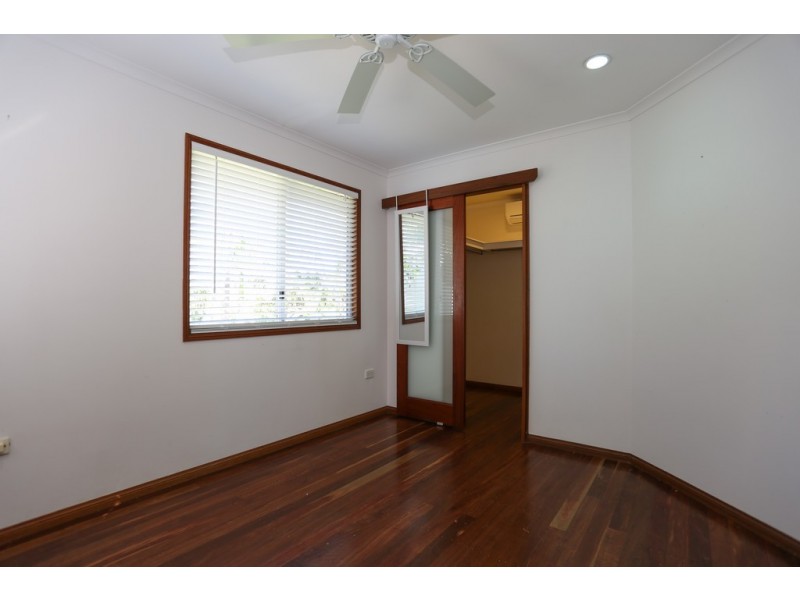 20 Grace Cresc, Slade Point QLD 4740