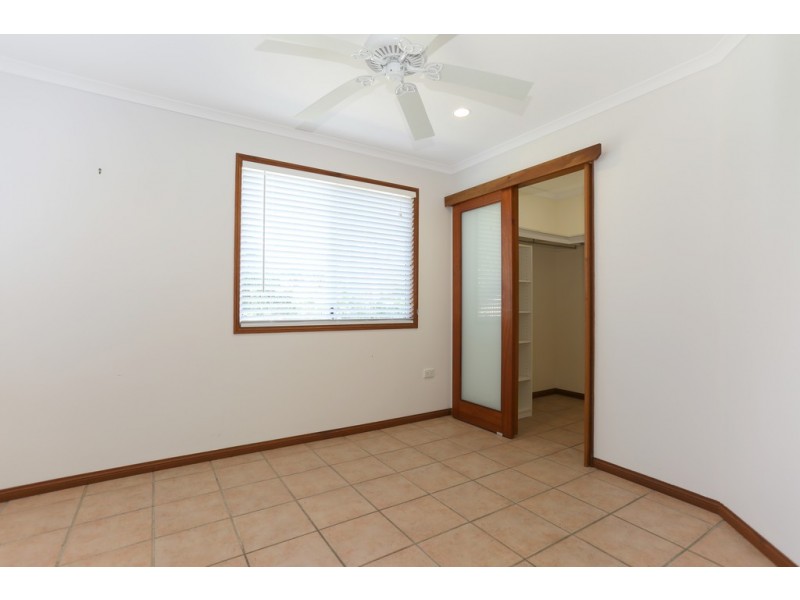 20 Grace Cresc, Slade Point QLD 4740