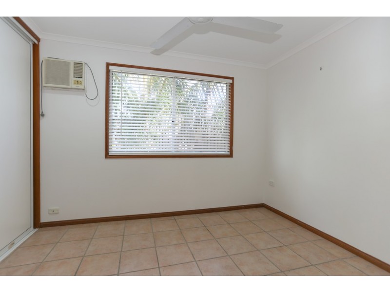 20 Grace Cresc, Slade Point QLD 4740