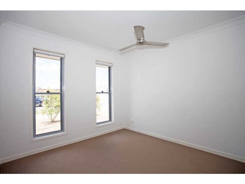 134 Whitehaven Drive, Blacks Beach QLD 4740