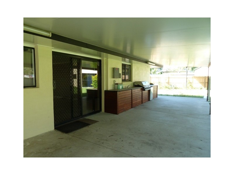 5 Nightingale Crt, Slade Point QLD 4740