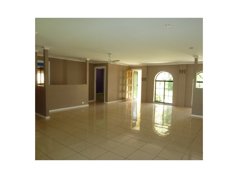 5 Nightingale Crt, Slade Point QLD 4740