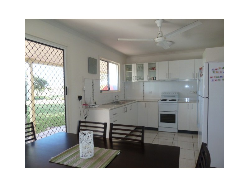 10 Youngs Lane, Walkerston QLD 4751