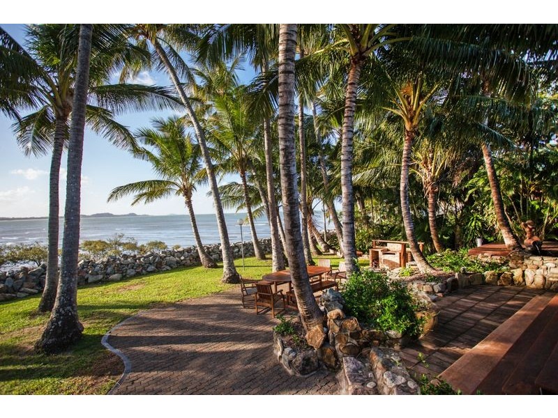 2 Ocean Avenue, Slade Point QLD 4740