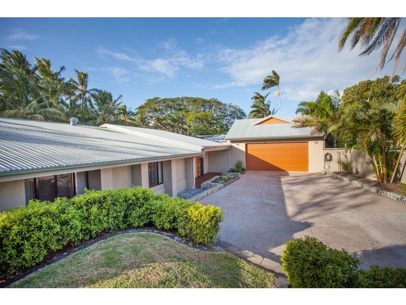 2 Ocean Avenue, Slade Point QLD 4740