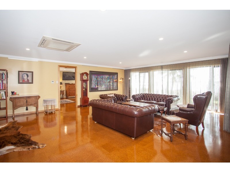 2 Ocean Avenue, Slade Point QLD 4740