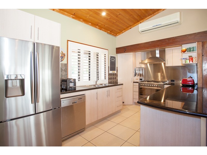 2 Ocean Avenue, Slade Point QLD 4740