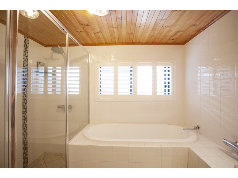2 Ocean Avenue, Slade Point QLD 4740