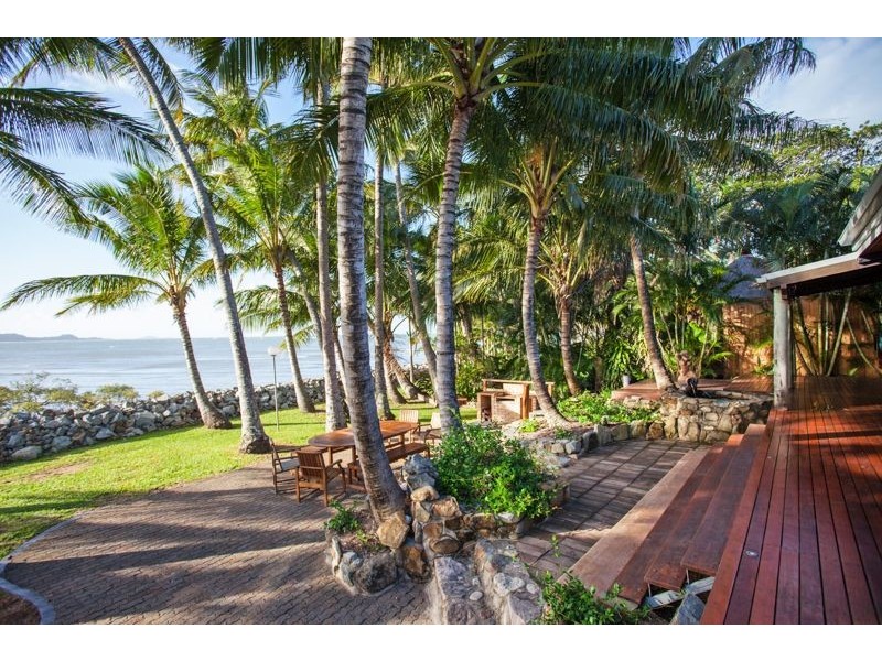 2 Ocean Avenue, Slade Point QLD 4740