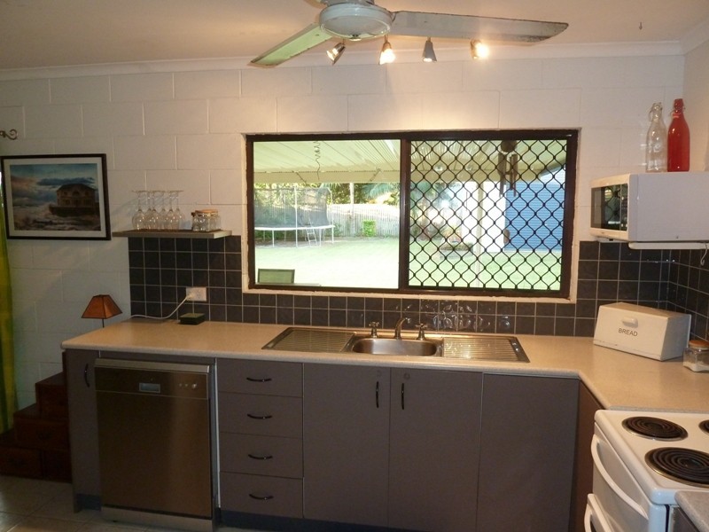 3 Burwood Close, Andergrove QLD 4740