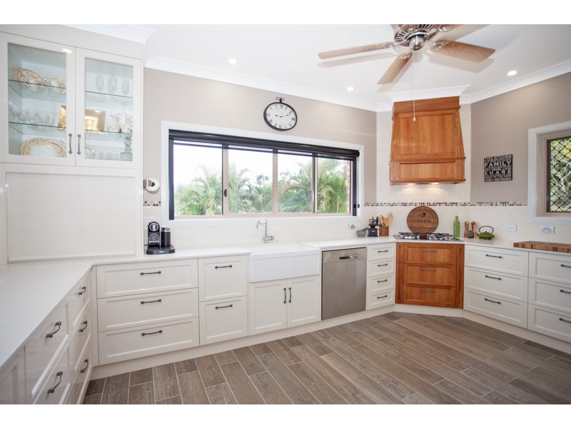 43 Ian Wood Drive, Dolphin Heads QLD 4740