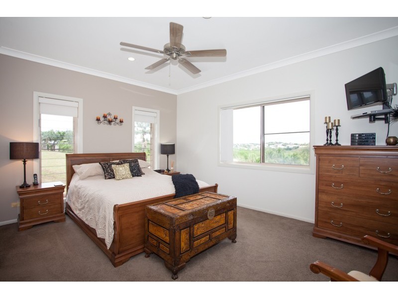 43 Ian Wood Drive, Dolphin Heads QLD 4740