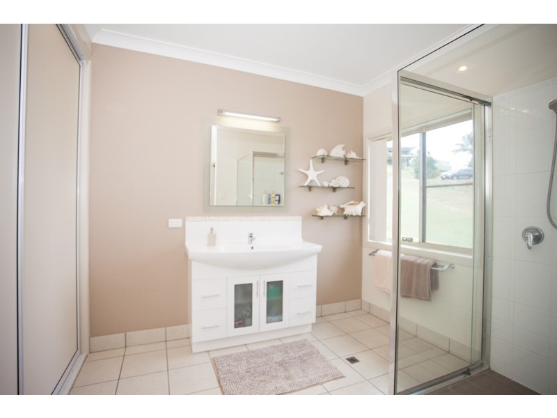 43 Ian Wood Drive, Dolphin Heads QLD 4740