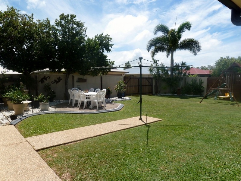 5 Cumming Court, Glenella QLD 4740