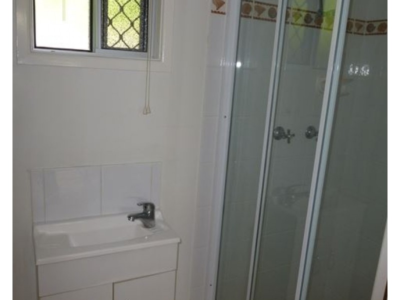 2/5 Swift Street, Slade Point QLD 4740