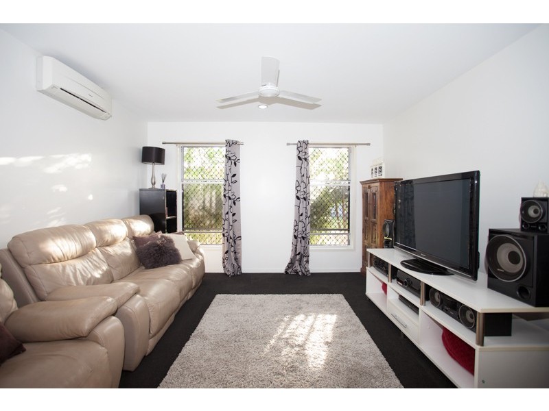 31 Gingham Street, Glenella QLD 4740