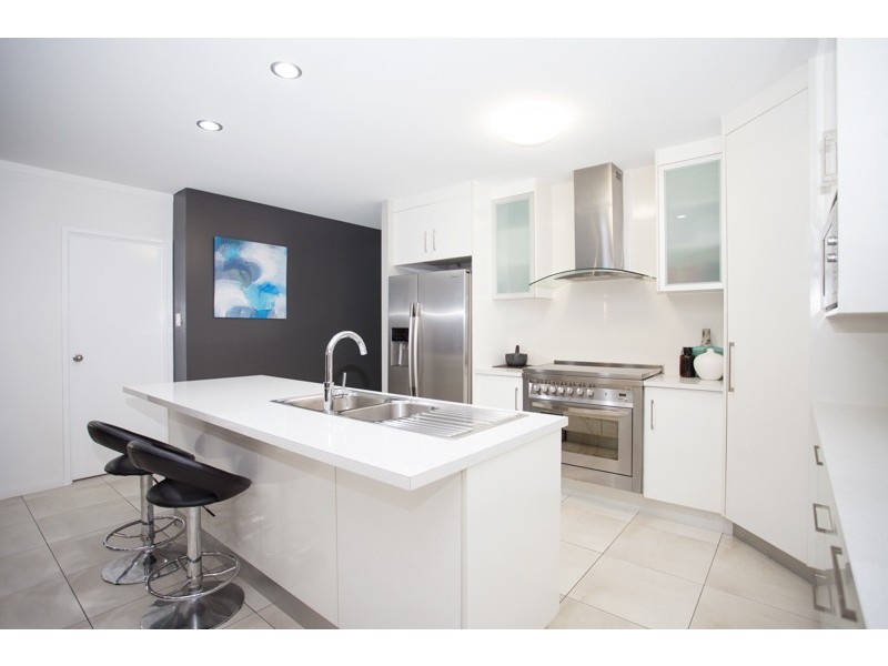 31 Gingham Street, Glenella QLD 4740