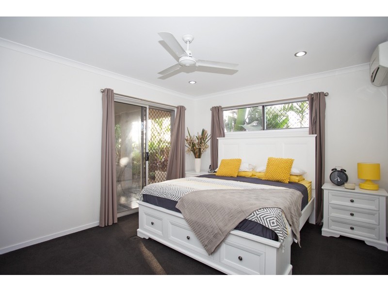 31 Gingham Street, Glenella QLD 4740