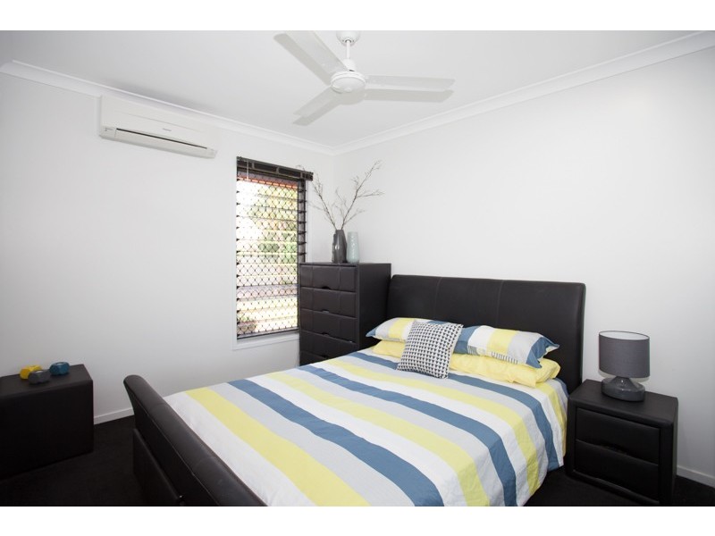 31 Gingham Street, Glenella QLD 4740