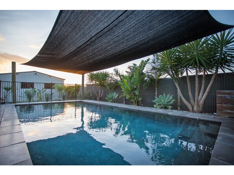 31 Gingham Street, Glenella QLD 4740