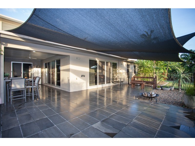 31 Gingham Street, Glenella QLD 4740