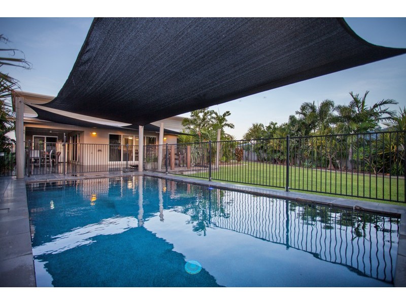 31 Gingham Street, Glenella QLD 4740