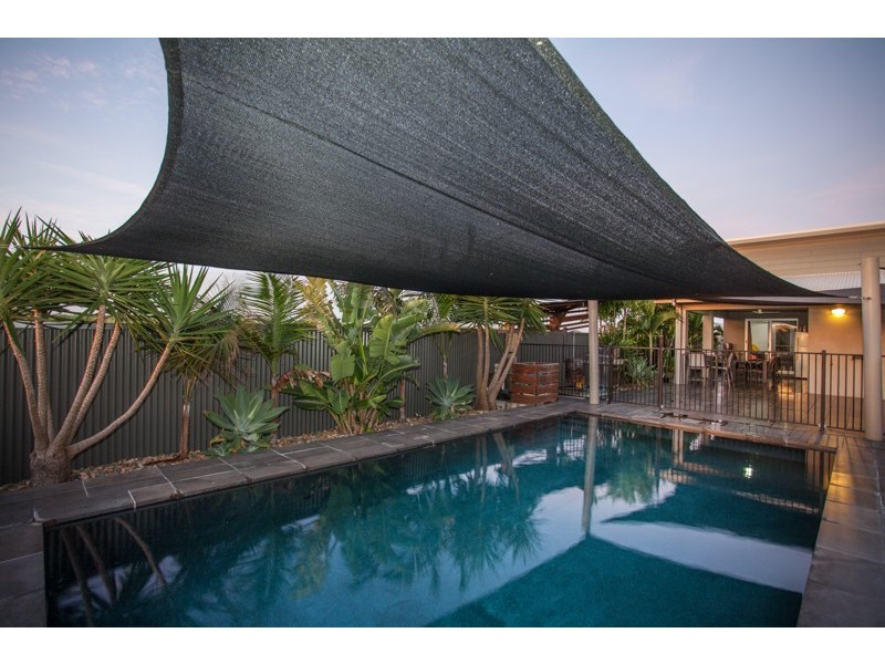 31 Gingham Street, Glenella QLD 4740