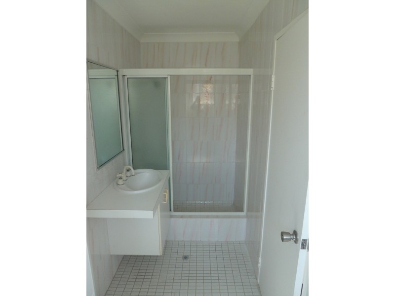 6 Steinbeck Court, West Mackay QLD 4740