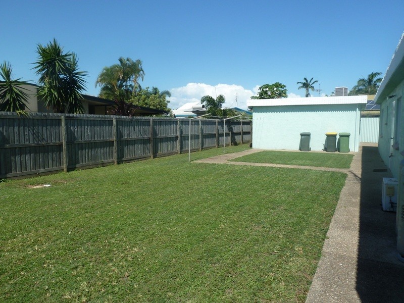 6 Steinbeck Court, West Mackay QLD 4740