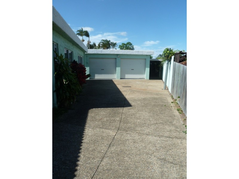 6 Steinbeck Court, West Mackay QLD 4740