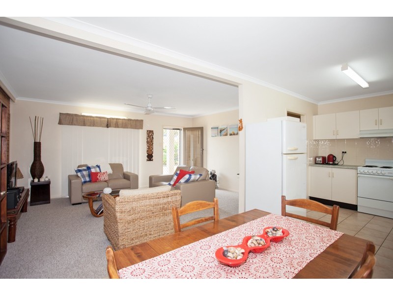 1 Gannet Street, Slade Point QLD 4740