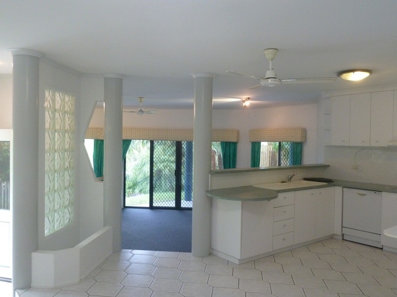 42 Admiral Drive, Dolphin Heads QLD 4740