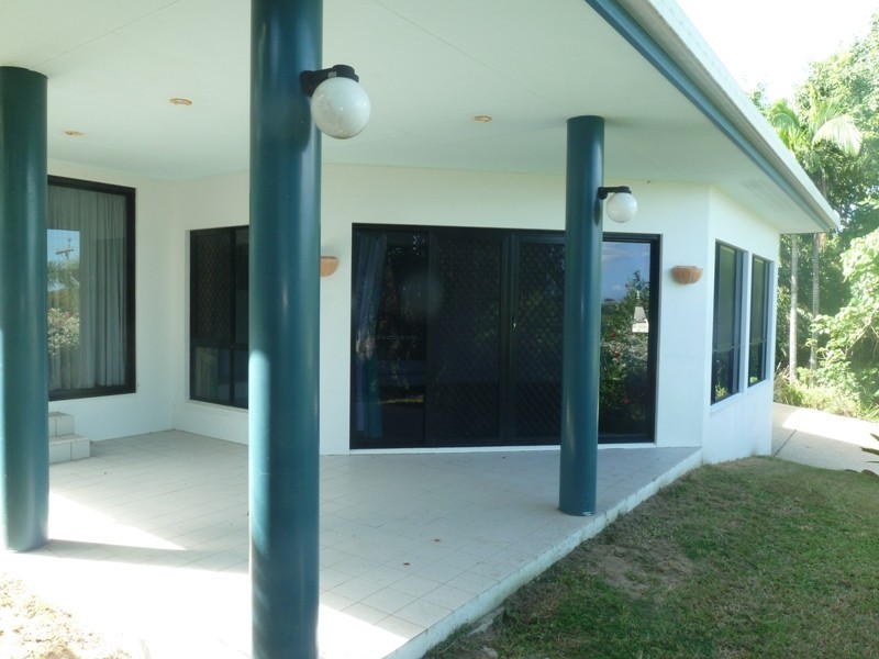 42 Admiral Drive, Dolphin Heads QLD 4740