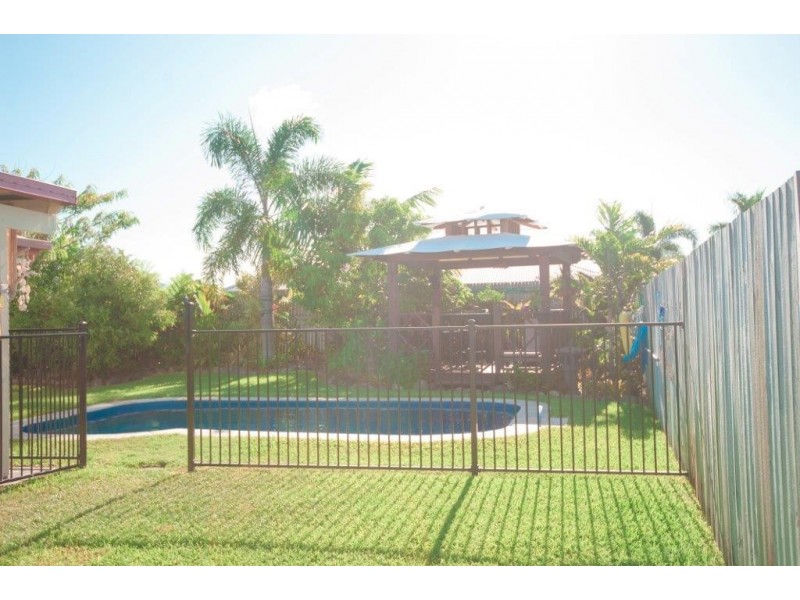 51 Marine Parade, Bucasia QLD 4750