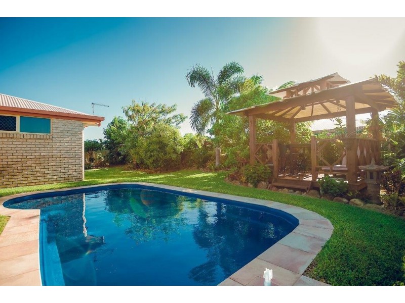 51 Marine Parade, Bucasia QLD 4750