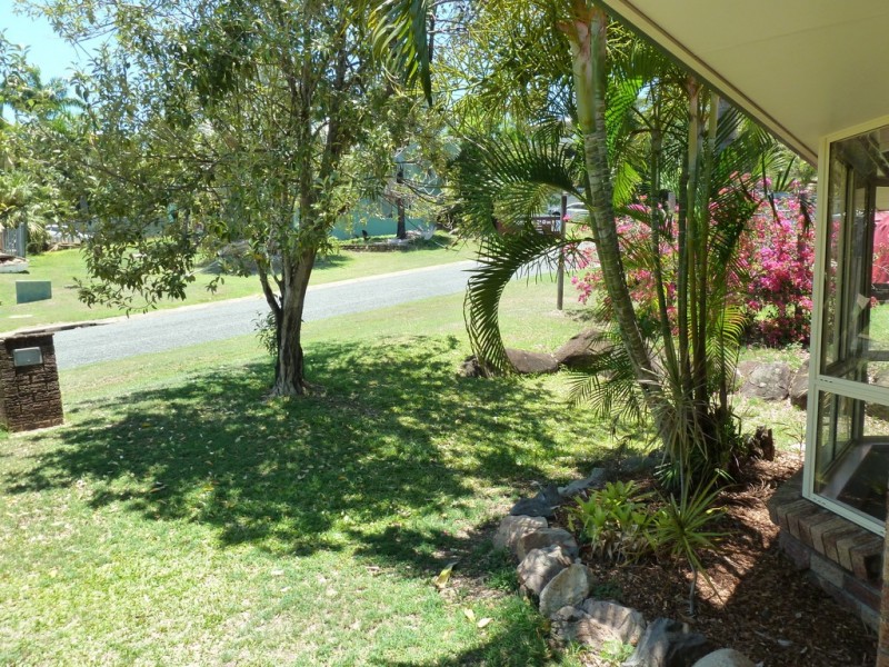 3 Pipeline Dr, Blacks Beach QLD 4740