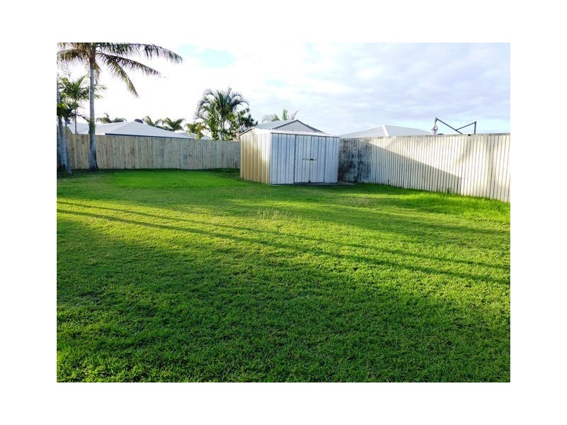 6 Anvil Street, Slade Point QLD 4740