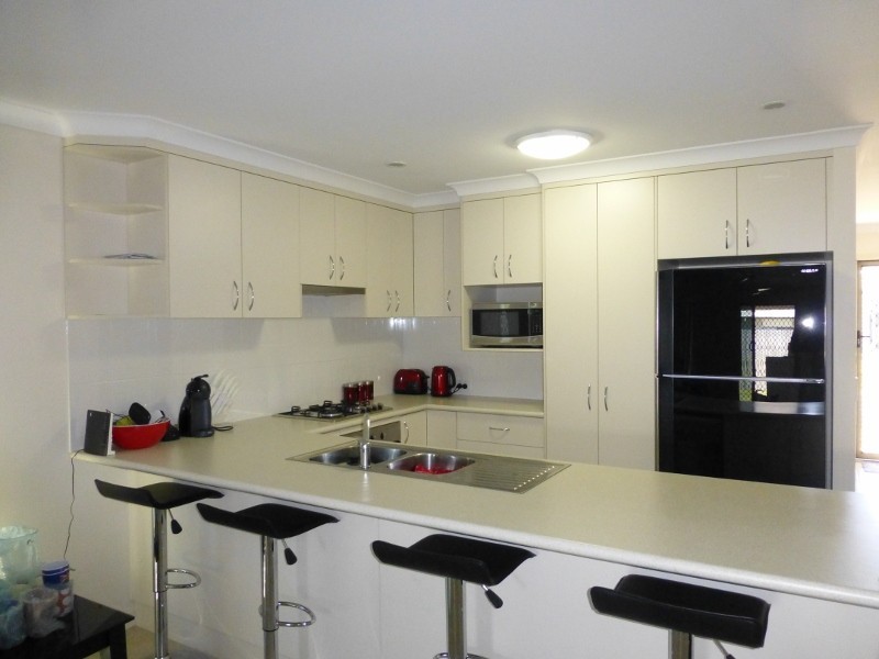 31 Dickens Avenue, Ooralea QLD 4740