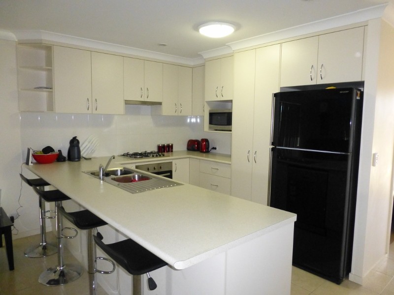 31 Dickens Avenue, Ooralea QLD 4740