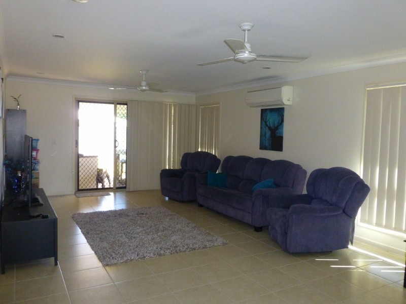31 Dickens Avenue, Ooralea QLD 4740