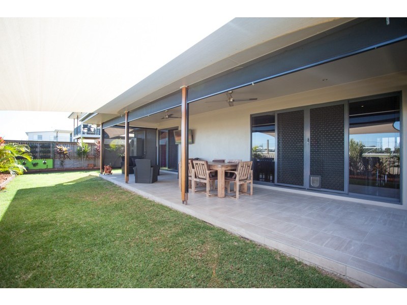 41 Makybe Diva Drive, Ooralea QLD 4740
