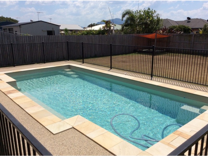 5 Rutland Place, Marian QLD 4753